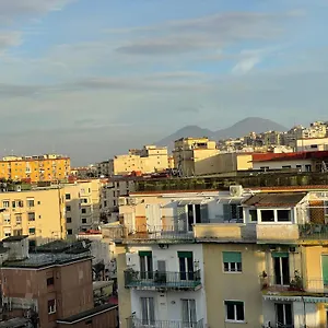 Apartamento Attico Al Vomero, Nápoles