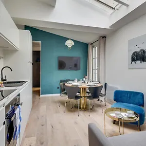 141 Klein - Superbe A Paris. , París Francia